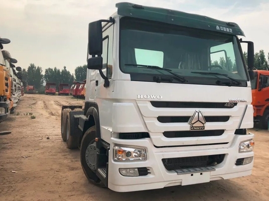 ภาระหนักใช้ Sinotruk รถยนต์รถบรรทุก หัวรถยนต์ รถลาก ISO ยืนยันมาตรฐานการปล่อยสาร Euro 2