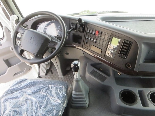 ภาระหนักใช้ Sinotruk รถยนต์รถบรรทุก หัวรถยนต์ รถลาก ISO ยืนยันมาตรฐานการปล่อยสาร Euro 2