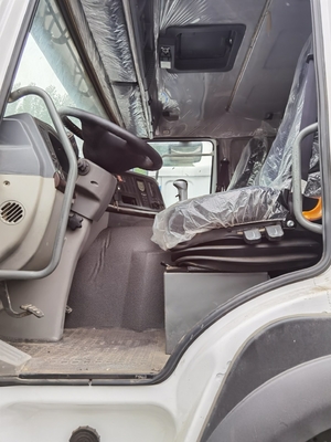 ภาระหนักใช้ Sinotruk รถยนต์รถบรรทุก หัวรถยนต์ รถลาก ISO ยืนยันมาตรฐานการปล่อยสาร Euro 2