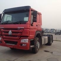Shacman Sinotruk Heavy-Duty How Tractor Truck Tow Truck Head with Engine Capacity &gt;8L เครื่องยนต์ที่ใช้ได้มากกว่า 8 ลิตร