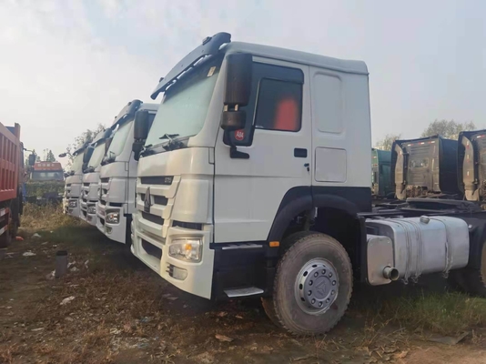 การออกแบบยางไร้ท่อ ใช้ Sinotruk HOWO 371 หัวรถบรรทุก