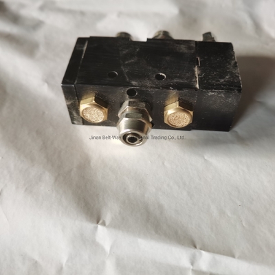 Sinotruk Eingin Parts HOWO Solenoid Valve Wg9700240002 OEM และการสนับสนุน การชําระเงินในดอลลาร์