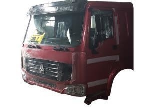 รถบรรทุกหนัก เครื่องดึงกับ Sinotruk Cab บ้านตู้ต่ําที่มั่นคงและทนทาน ไม่มีเตียง