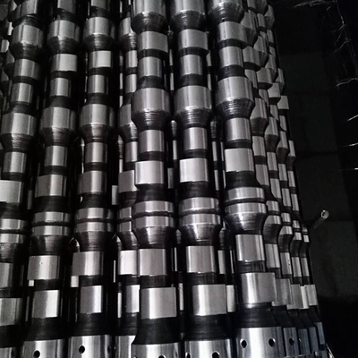 เครื่องยนต์ยนต์ Sinotruk Camshaft Vg1500050096 กลไกการทํางานสําหรับส่วนของระบบควบคุมเครื่องยนต์