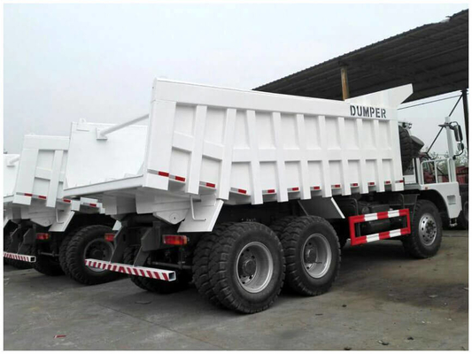 ดีไซน์ยางเรเดียล Sinotruk 6X4 RC Truck Tipper 60ton Dump Truck ทางออกที่เหมาะสม