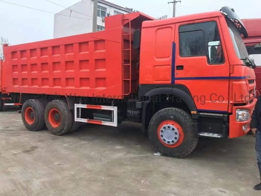351-450hp HOWO 6X4 16 20 ตารางเมตรเคียว 10 ล้อรถบรรทุกหมุนกับการออกแบบยาง Tubeless
