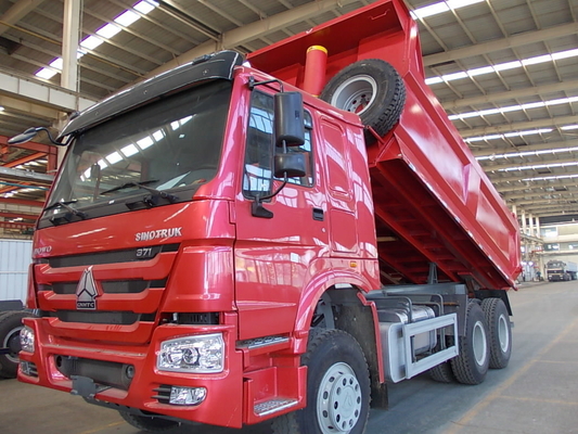 เครื่องขับเคลื่อนแรงหนัก 6×4 วงล้อ Sinotruk HOWO รถขนของถัง