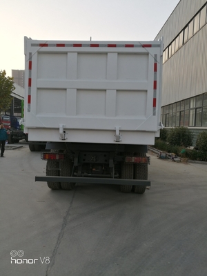 10wheeler 20 cubic meter Dump Truck HOWO 6X4 คันขัดรถพร้อมการชําระเงินในดอลลาร์สหรัฐ