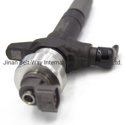 เครื่องฉีดฉีดมาตรฐานสําหรับชิ้นส่วน Sinotruk Vg1246080051 ประเภทประหยัดน้ํามันอื่น ๆ