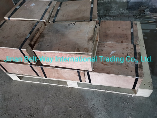 ส่วนส่วนของระบบสเตอเรนท์ เครื่องสเตอเรนท์สําหรับ Sinotruk HOWO หัวกระบอกรถบรรทุก Az1560040058