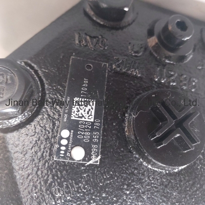 HOWO 8098 รวมเครื่องยนต์ขับเคลื่อนเครื่องยนต์สําหรับส่วนประกอบระบบไฟฟ้ามาตรฐาน แบตเตอรี่