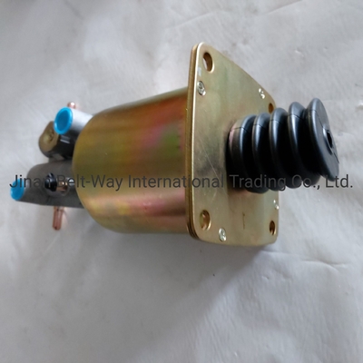 อะไหล่ระบบเบรค Wg9725230040 ซิลินเดอร์กระตุ้นคลาชสําหรับ Sinotruk HOWO Truck OEM