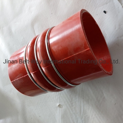 USD การชําระเงินสนับสนุน Sinotruk HOWO อะไหล่รถบรรทุก Intercooler Outlet Hose Wg9719530108
