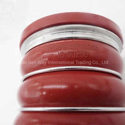 เครื่องควบคุมเครื่องยนต์รถยนต์ Sinotruk อะไหล่ เครื่องลดความเย็น Tube ยาง Wg9925530058 สําหรับ HOWO A7